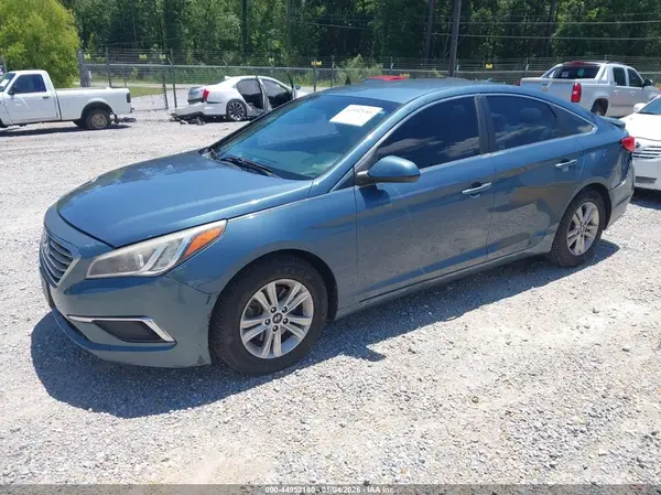 5NPE24AF9GH387039 2016 HYUNDAI SONATA - Image 2
