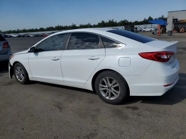 5NPE24AF9GH388532 2016 HYUNDAI SONATA - Image 2