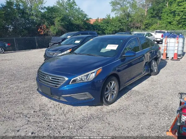 5NPE24AF9GH393049 2016 HYUNDAI SONATA - Image 2
