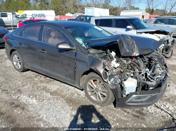 5NPE24AF9GH394573 2016 HYUNDAI SONATA - Image 1