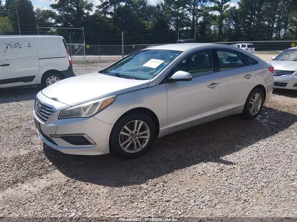 5NPE24AF9GH395223 2016 HYUNDAI SONATA - Image 2