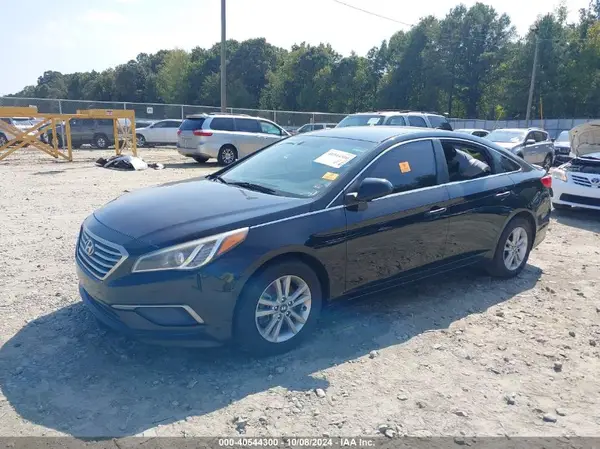 5NPE24AF9GH402932 2016 HYUNDAI SONATA - Image 2