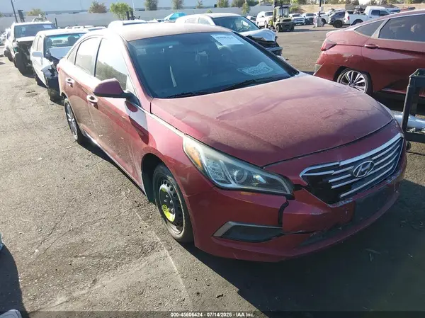 5NPE24AF9GH405989 2016 HYUNDAI SONATA - Image 1