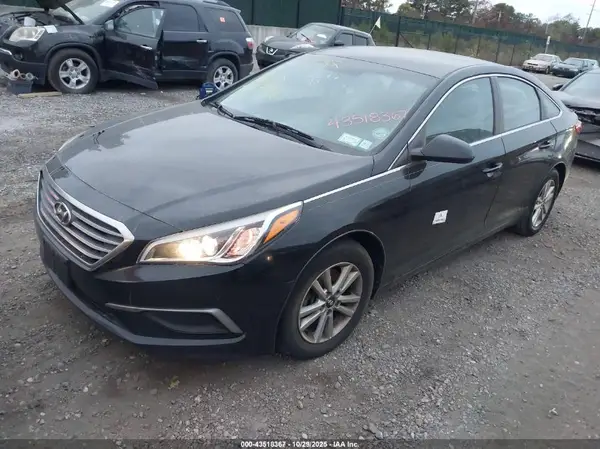 5NPE24AF9GH406365 2016 HYUNDAI SONATA - Image 2