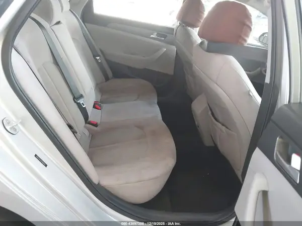 5NPE24AF9GH408455 2016 HYUNDAI SONATA - Image 8
