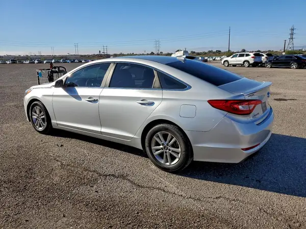 5NPE24AF9GH411758 2016 HYUNDAI SONATA - Image 2
