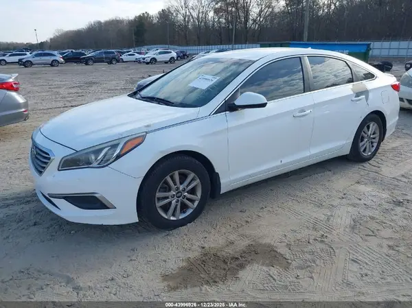 5NPE24AF9GH414143 2016 HYUNDAI SONATA - Image 2