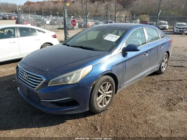 5NPE24AF9GH416734 2016 HYUNDAI SONATA - Image 2