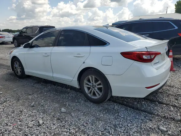 5NPE24AF9GH417415 2016 HYUNDAI SONATA - Image 2