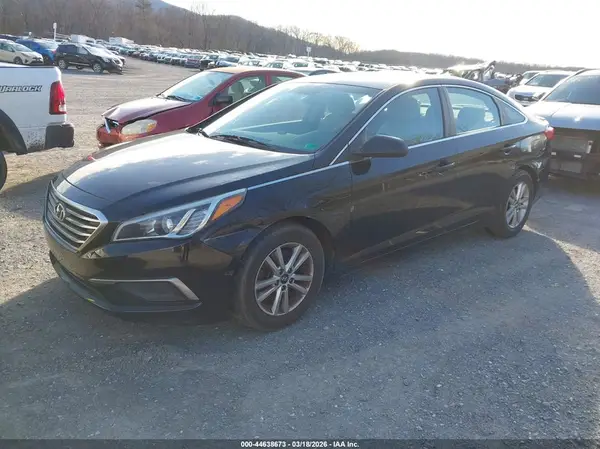 5NPE24AF9GH418158 2016 HYUNDAI SONATA - Image 2