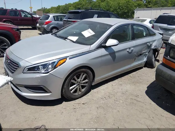 5NPE24AF9GH418757 2016 HYUNDAI SONATA - Image 2