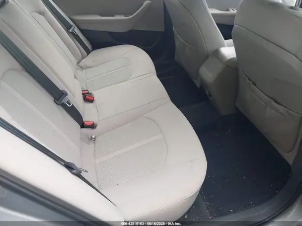 5NPE24AF9HH443515 2017 HYUNDAI SONATA - Image 8