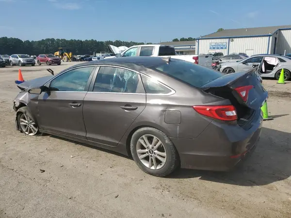 5NPE24AF9HH443630 2017 HYUNDAI SONATA - Image 2