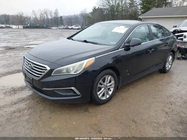 5NPE24AF9HH444065 2017 HYUNDAI SONATA - Image 2