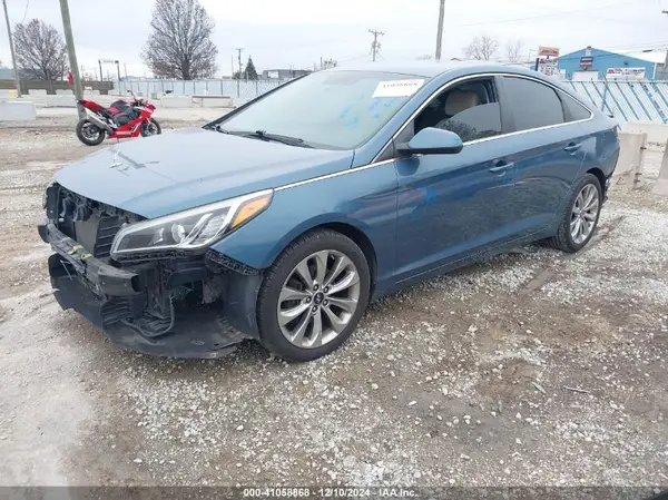 5NPE24AF9HH445488 2017 HYUNDAI SONATA - Image 2