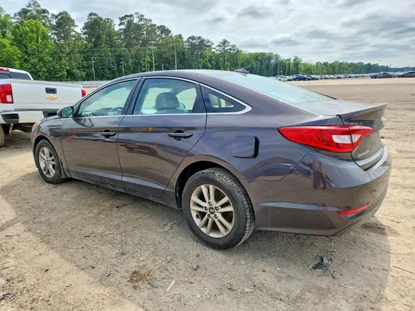 5NPE24AF9HH445751 2017 HYUNDAI SONATA - Image 2