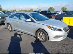 5NPE24AF9HH449427 2017 HYUNDAI SONATA