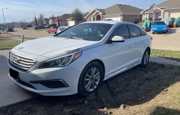 5NPE24AF9HH452358 2017 HYUNDAI SONATA - Image 2