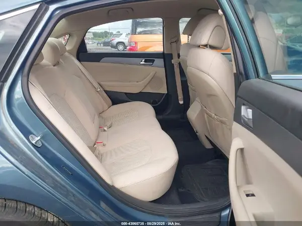5NPE24AF9HH460878 2017 HYUNDAI SONATA - Image 8
