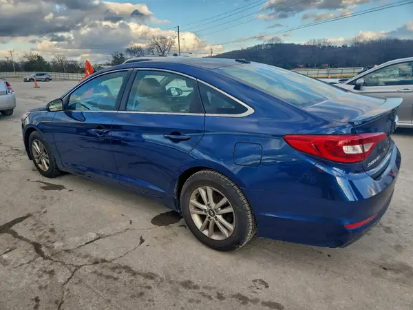 5NPE24AF9HH463666 2017 HYUNDAI SONATA - Image 2
