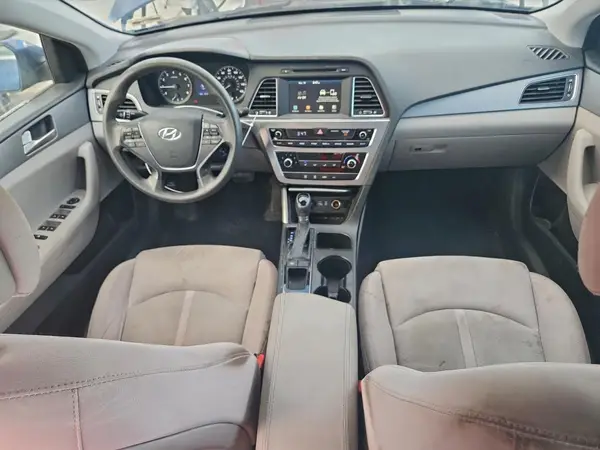 5NPE24AF9HH463666 2017 HYUNDAI SONATA - Image 8