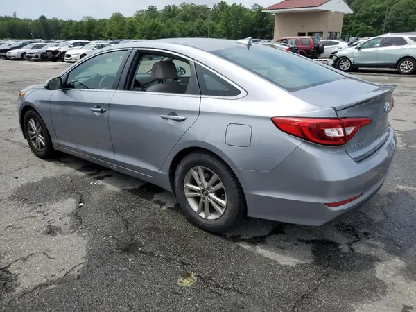 5NPE24AF9HH463747 2017 HYUNDAI SONATA - Image 2