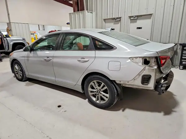 5NPE24AF9HH470326 2017 HYUNDAI SONATA - Image 2