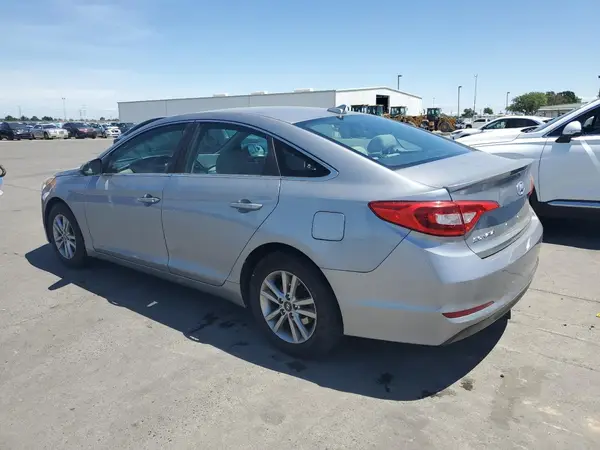 5NPE24AF9HH477549 2017 HYUNDAI SONATA - Image 2