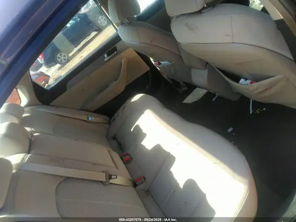 5NPE24AF9HH479768 2017 HYUNDAI SONATA - Image 8