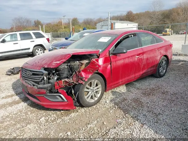 5NPE24AF9HH483738 2017 HYUNDAI SONATA - Image 2