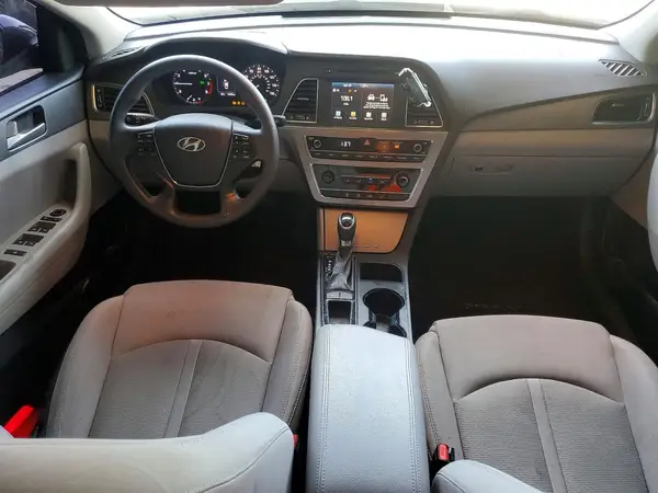 5NPE24AF9HH485814 2017 HYUNDAI SONATA - Image 8