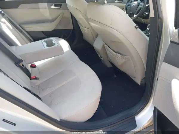 5NPE24AF9HH487434 2017 HYUNDAI SONATA - Image 8