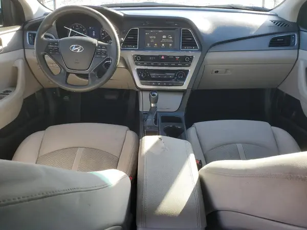 5NPE24AF9HH489426 2017 HYUNDAI SONATA - Image 8