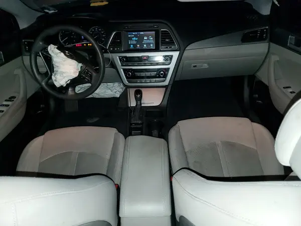 5NPE24AF9HH496408 2017 HYUNDAI SONATA - Image 8