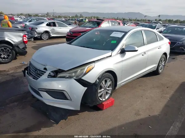 5NPE24AF9HH500277 2017 HYUNDAI SONATA - Image 2