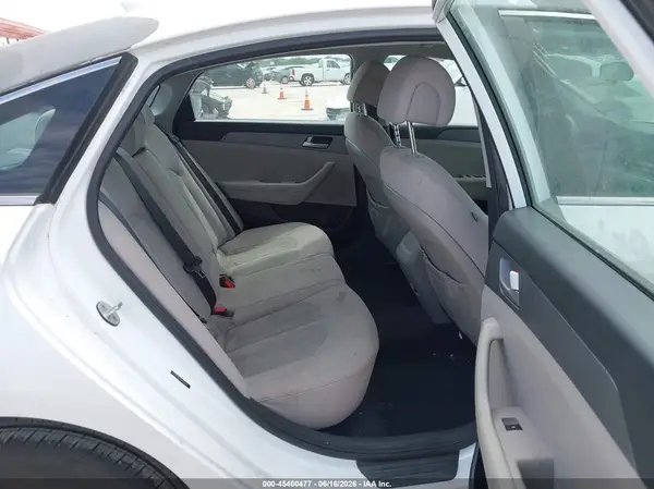 5NPE24AF9HH500411 2017 HYUNDAI SONATA - Image 8