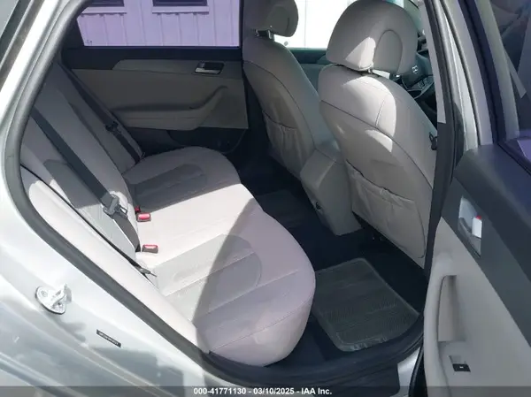 5NPE24AF9HH501574 2017 HYUNDAI SONATA - Image 8