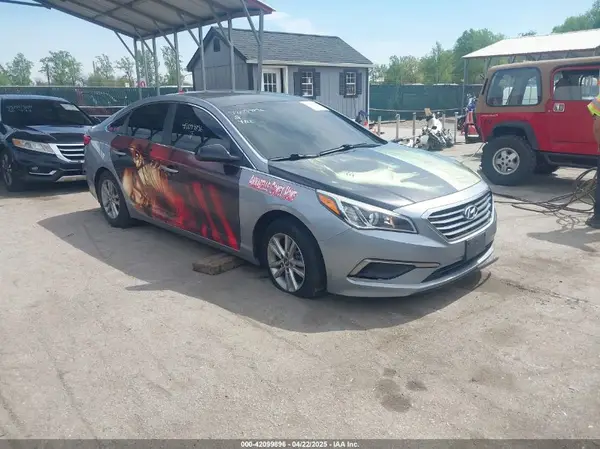 5NPE24AF9HH502319 2017 HYUNDAI SONATA - Image 1