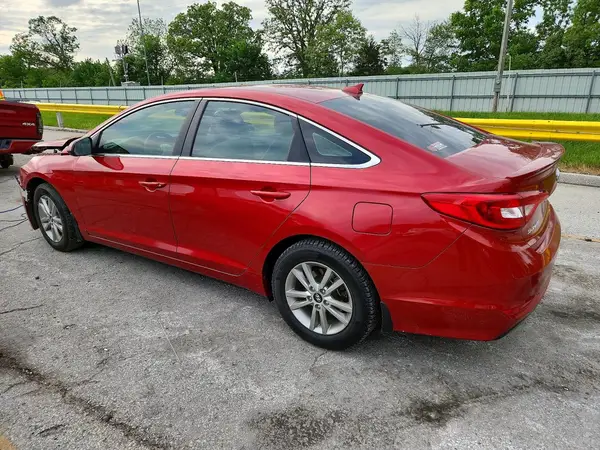 5NPE24AF9HH504393 2017 HYUNDAI SONATA - Image 2