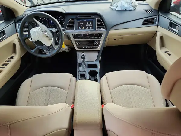 5NPE24AF9HH504393 2017 HYUNDAI SONATA - Image 8