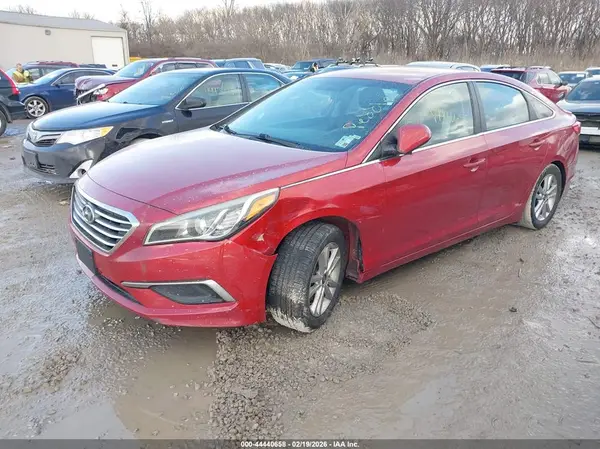 5NPE24AF9HH504751 2017 HYUNDAI SONATA - Image 2