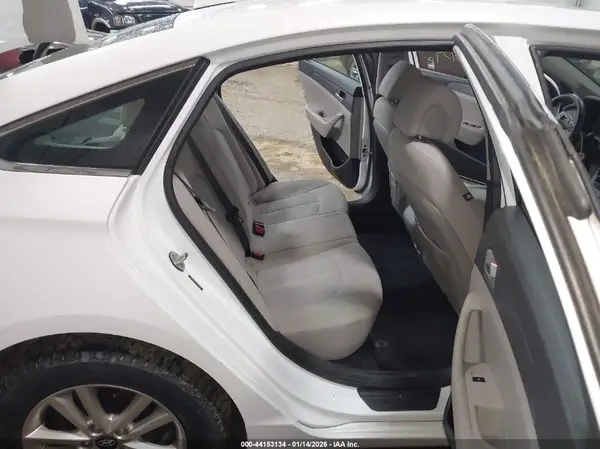 5NPE24AF9HH505995 2017 HYUNDAI SONATA - Image 8