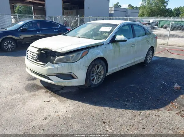 5NPE24AF9HH507083 2017 HYUNDAI SONATA - Image 2