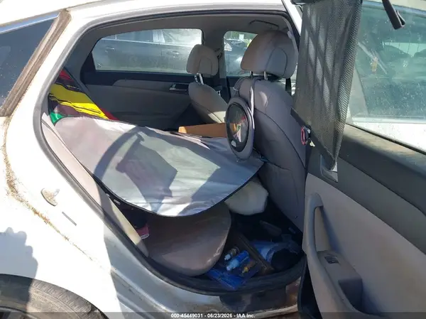 5NPE24AF9HH507083 2017 HYUNDAI SONATA - Image 8