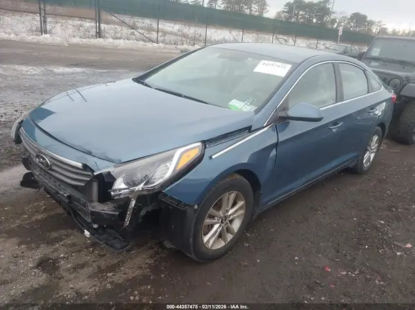 5NPE24AF9HH510209 2017 HYUNDAI SONATA - Image 2