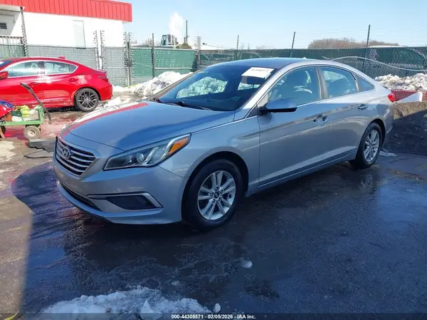 5NPE24AF9HH514566 2017 HYUNDAI SONATA - Image 2