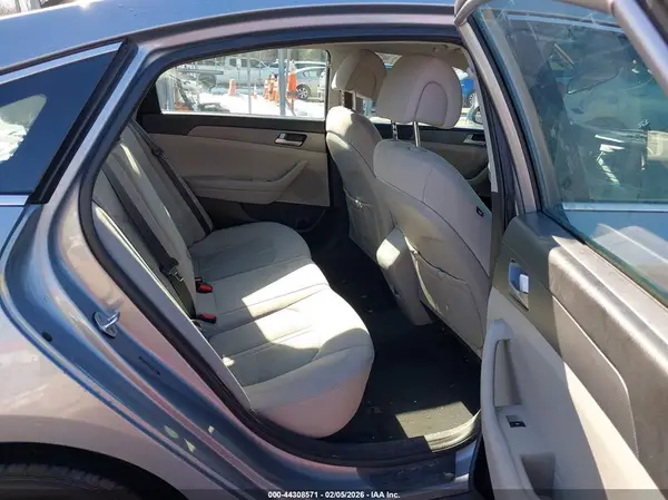 5NPE24AF9HH514566 2017 HYUNDAI SONATA - Image 8