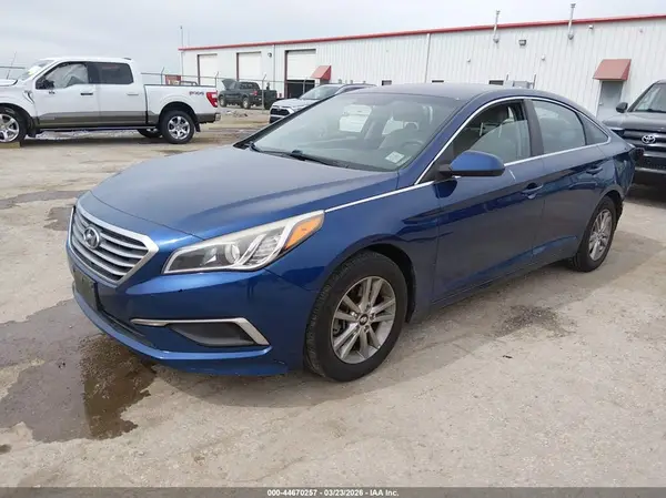 5NPE24AF9HH516592 2017 HYUNDAI SONATA - Image 2