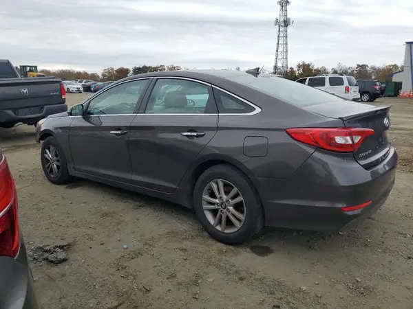 5NPE24AF9HH517628 2017 HYUNDAI SONATA - Image 2