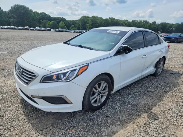 5NPE24AF9HH519525 2017 HYUNDAI ELANTRA - Image 1
